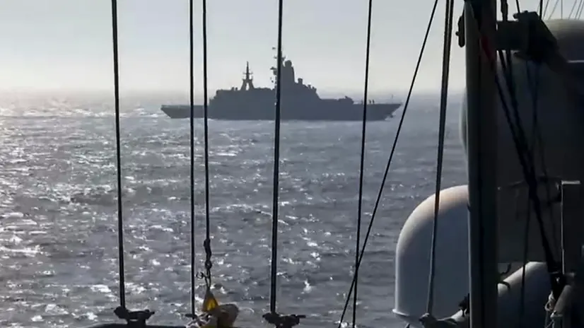 epa12139184 A still image taken from a handout video provided on 27 May 2025 by the Russian Defence Ministry press service shows Russian warships during naval drills in the Baltic Sea. According to the ministry, the exercise involves over 20 warships, boats, and support vessels, including a frigate, corvettes, missile ships and boats, anti-submarine ships, and minesweepers. Approximately 3,000 servicemen, around 25 aircraft and helicopters, and up to 70 units of military and special equipment are also participating. EPA/RUSSIAN DEFENCE MINISTRY PRESS SERVICE/HANDOUT -- MANDATORY CREDIT -- BEST QUALITY AVAILABLE --HANDOUT EDITORIAL USE ONLY/NO SALES