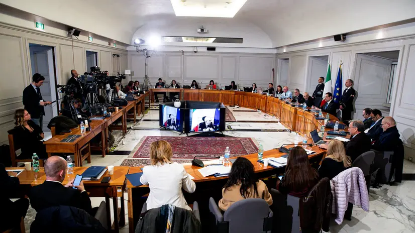Il presidente della Corte Costituzionale Giovanni Amoroso durante la conferenza stampa al termine della riunione straordinaria della Corte Costituzionale, sull'attività svolta nell'anno 2024, Roma, 11 aprile 2025. ANSA/ANGELO CARCONI