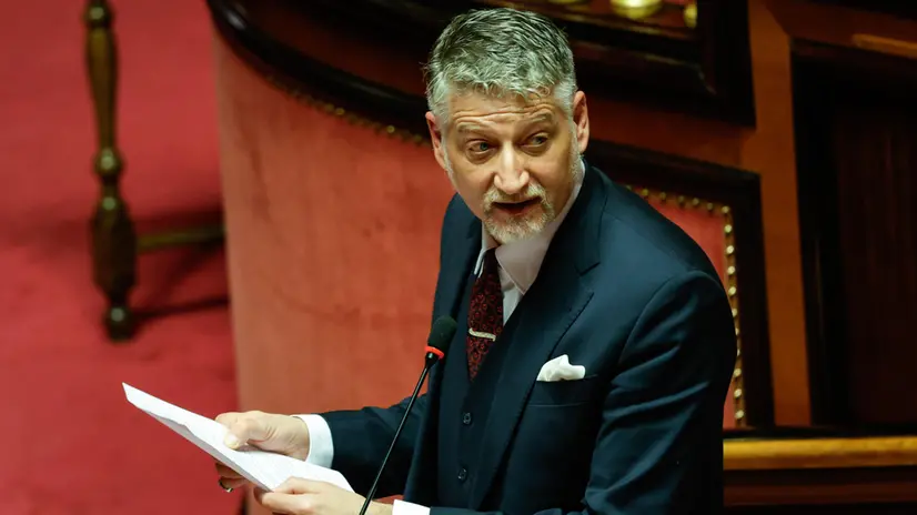 Il ministro della Cultura Alessandro Giuli in Senato durante il Question time, Roma, 27 Febbraio 2025. ANSA/GIUSEPPE LAMI