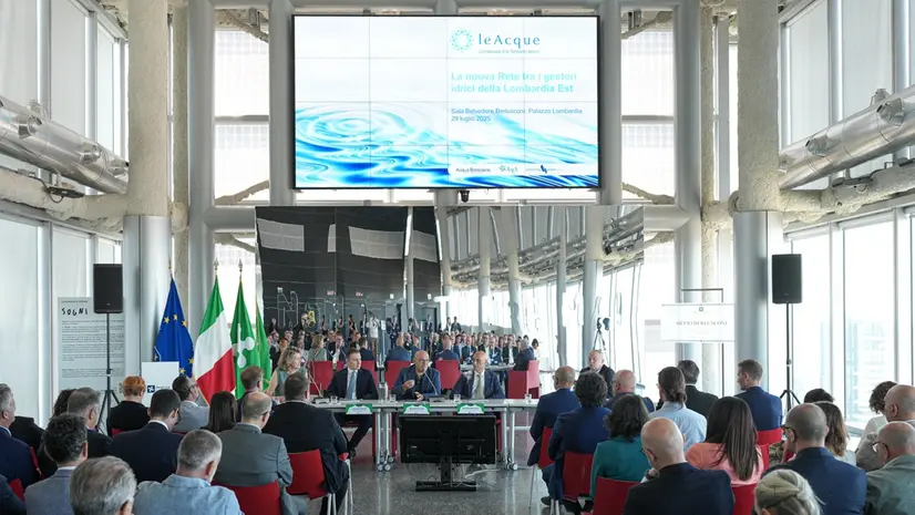 La presentazione di LeAcque a Palazzo Lombardia