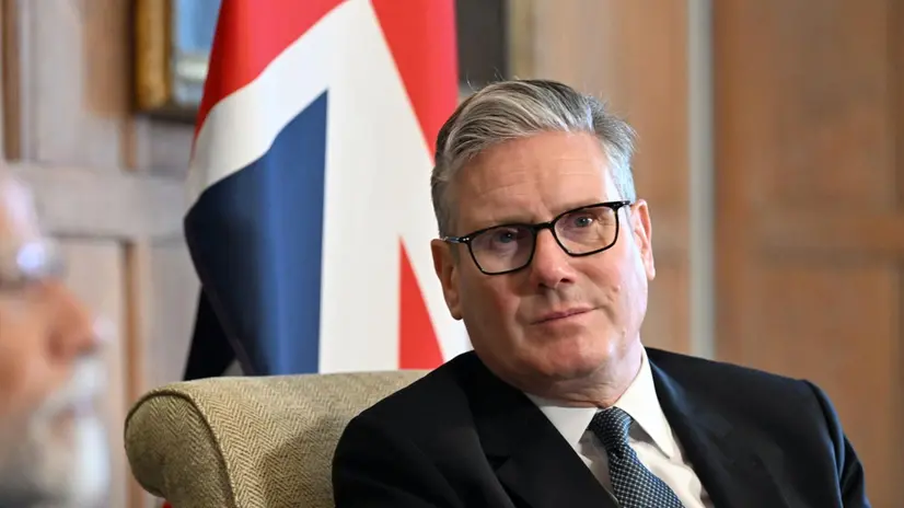 epa12258079 British Prime Minister Keir Starmer attends a meeting with India's Prime Minister Narendra Modi (not pictured) at the Chequers Estate, the UK prime minister's country residence, near Aylesbury, Britain, 24 July 2025. The UK and India plan to sign their long-awaited free trade agreement in a move which the British government said would boost its economy by 4.8 billion GBP (6.5 billion US dollars) a year. EPA/CHRIS J. RATCLIFFE / POOL