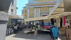 Il mercato si tiene nel cuore della cittadina - © www.giornaledibrescia.it
