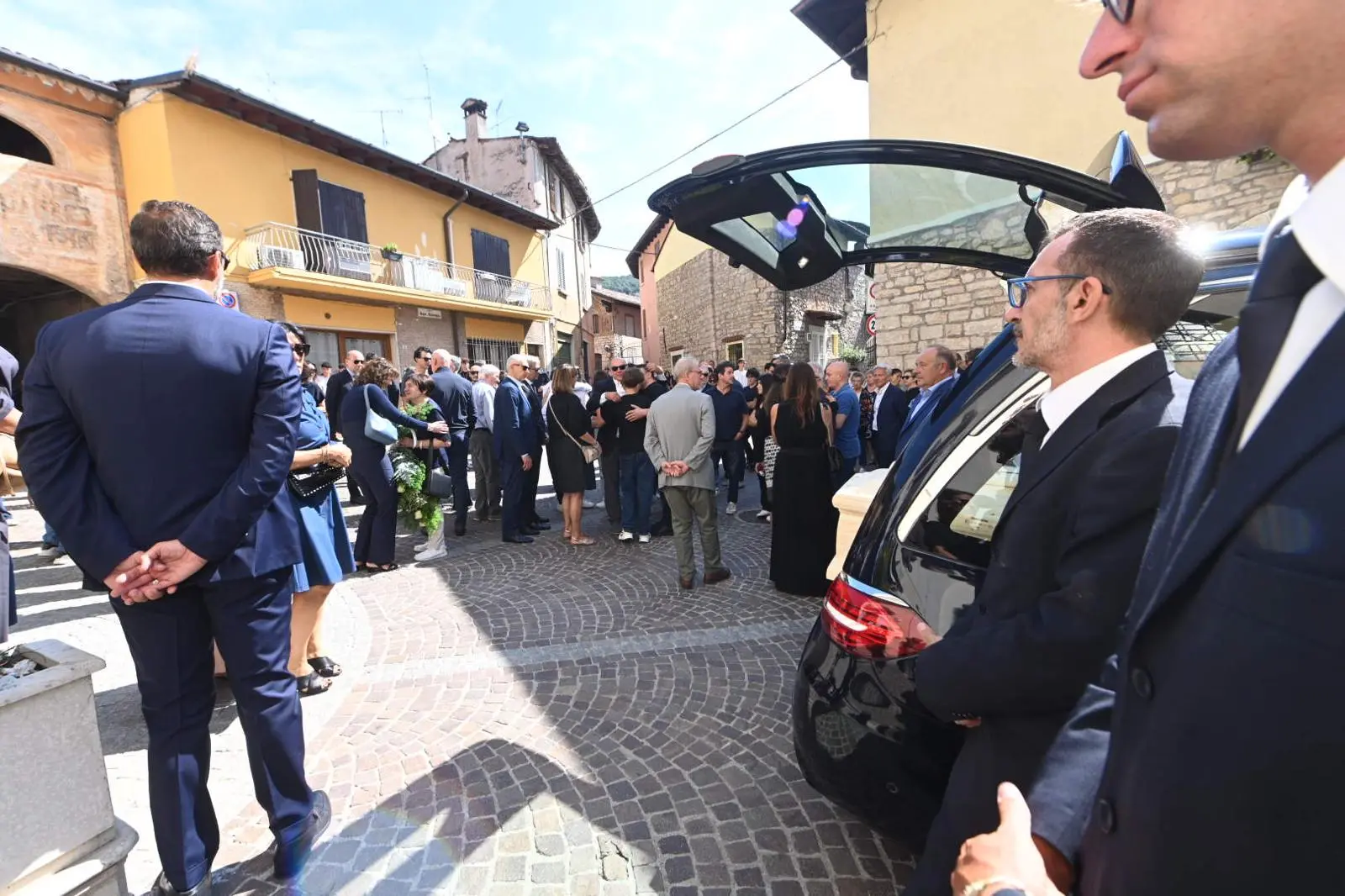Cellatica, i funerali di Marco Calvi