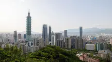epa12006990 A general view of Taipei city, Taiwan, 03 April 2025. On 02 April, US President Trump imposed a series of "reciprocal tariffs" on US trading partners, including a 32 percent levy on Taiwanese goods that will go into effect on 09 April. EPA/RITCHIE B. TONGO