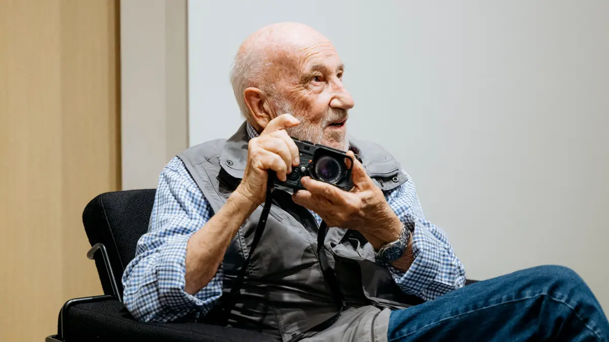 Gianni Berengo Gardin durante una delle celebrazioni del centenario della Leica - Foto Facebook, Leica Camera