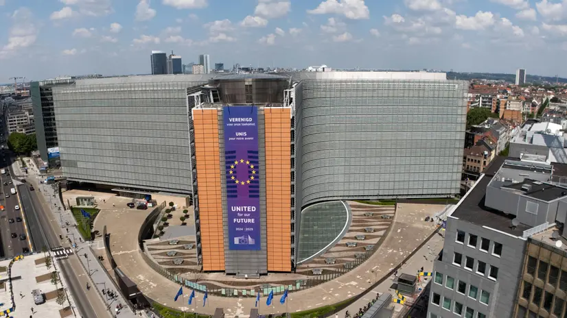 epa12116308 A picture taken with a drone of the European Commission Headquarters, the Berlaymont building, as the commission presents the Spring 2025 Economic Forecast in Brussels, Belgium, 19 May 2025. The Commission's Spring 2025 Economic Forecast projects real GDP to grow by 1.1 percent in 2025 in the EU and 0.9 percent in the euro area, broadly the same rates recorded in 2024. In 2026, growth is expected to accelerate to 1.5 percent in the EU and 1.4 percent in the euro area. EPA/OLIVIER HOSLET