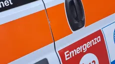 Mezzi soccorso Ancona Croce Gialla 112 Automedica ambulanza lampeggianti generica