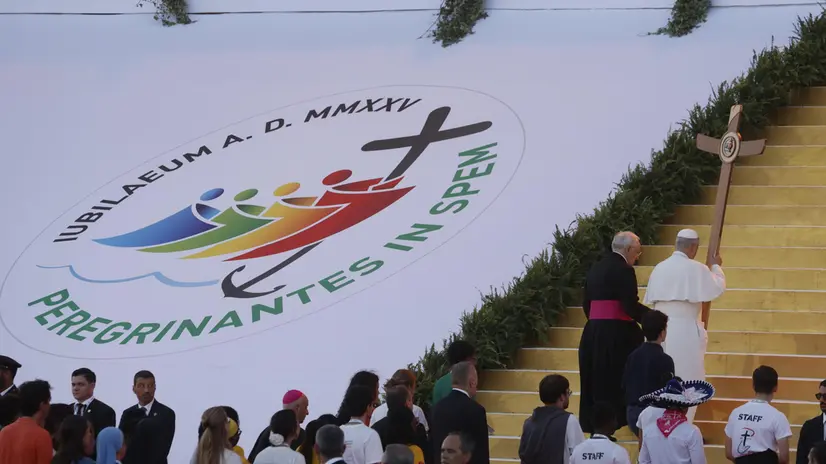 Pope Leo XIV during a prayer vigil for the Jubilee of Youth, at Tor Vergata in Rome, Italy, 02 August 2025. ANSA/FABIO FRUSTACI