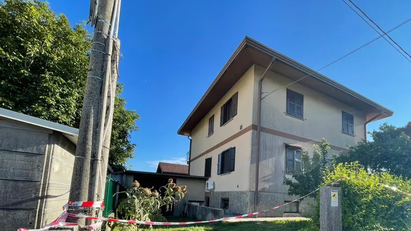La casa in cui Alessandro Venier è stato trovato morto, fatto a pezzi, nella cantina della propria abitazione. Gemona 31 luglio 2025. ANSA/Sara Palluello