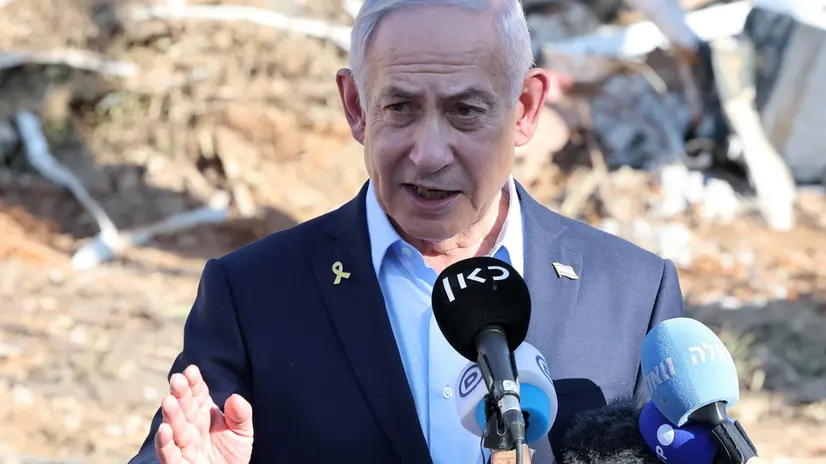 epa12187741 Israel's Prime Minister Benjamin Netanyahu delivers a statement as he visits the site of the Weizmann Institute of Science, which was hit by Iranian missiles in the central city of Rehovot, Israel, 20 June 2025. Iran and Israel have been exchanging fire since Israel carried out missile strikes on Iran on 13 June 2025. EPA/JACK GUEZ / POOL