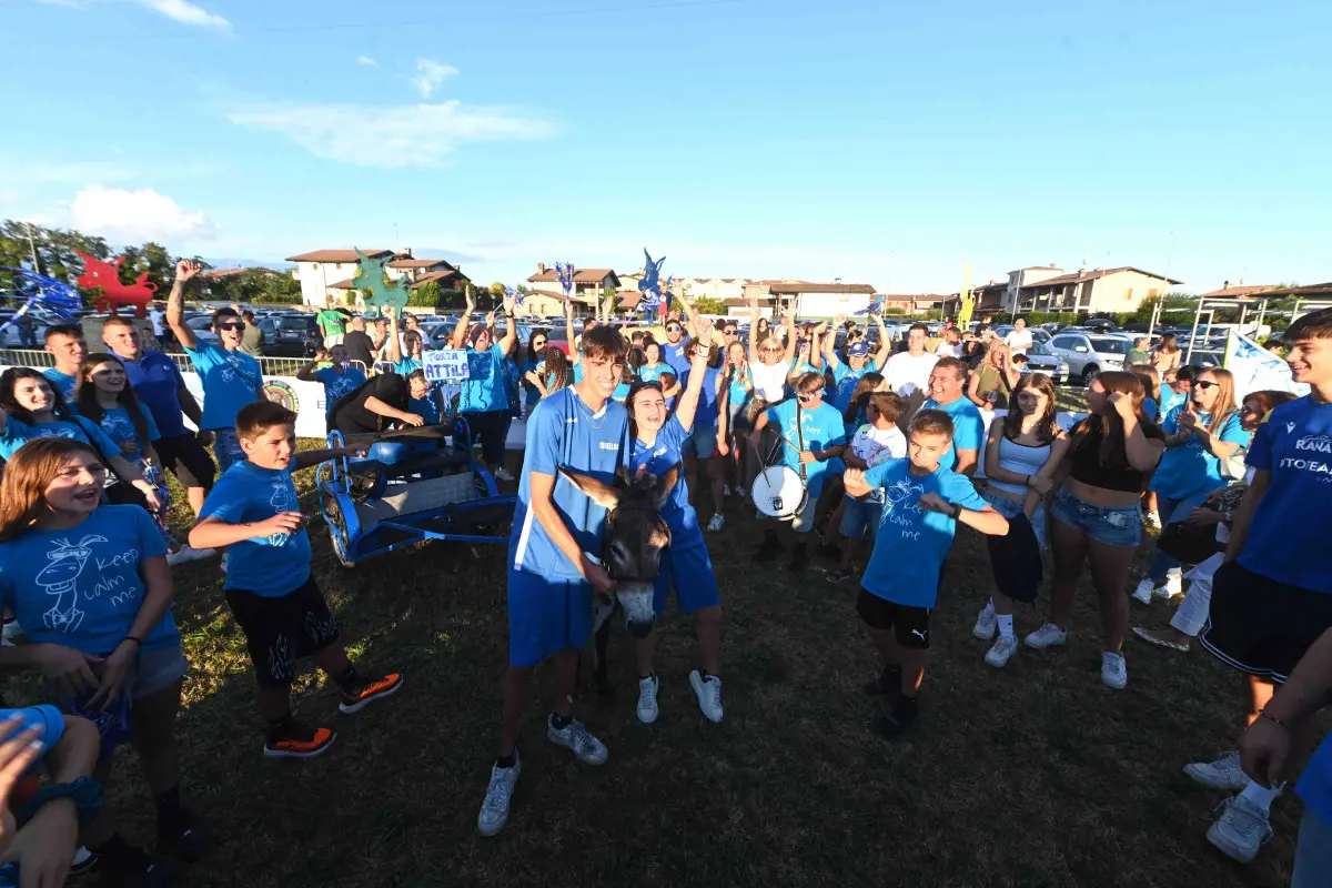 La 44esima edizione del Palio degli asini di Novagli