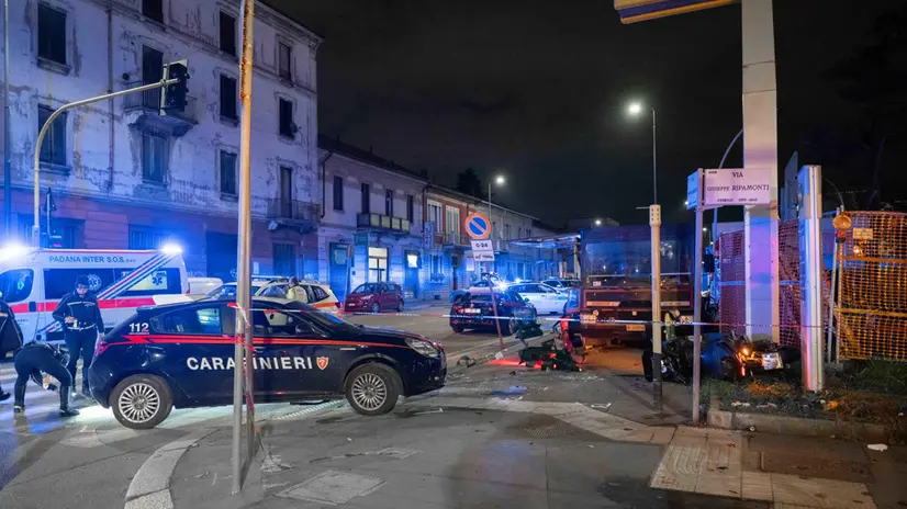 Incidente moto via Ripamonti angolo Via Bernardo Quarantai, Carabinieri/Polizia Locale e 118 sul posto, Milano, 24 Novembre 2024, Ansa/Andrea Fasani,