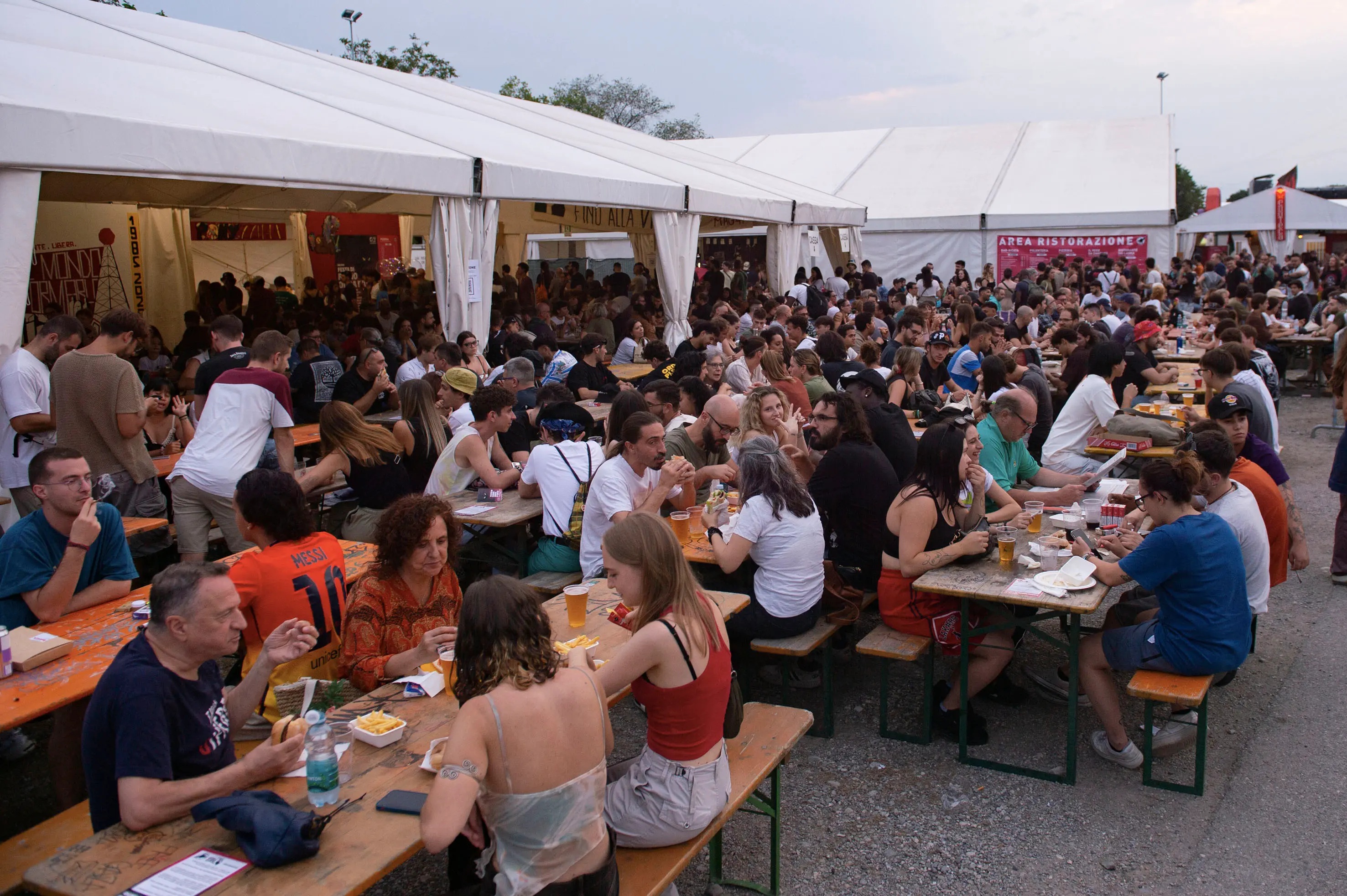 La prima sera alla Festa di Radio Onda d'Urto