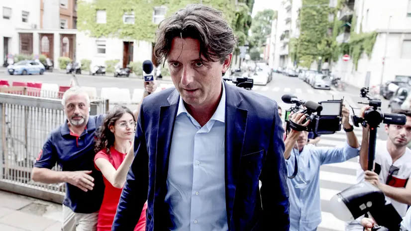 Federico Pella ex manager di J+S, accusato di corruzione, arriva al Palazzo di Giustizia di Milano, 23 luglio 2025. ANSA/MOURAD BALTI TOUATI