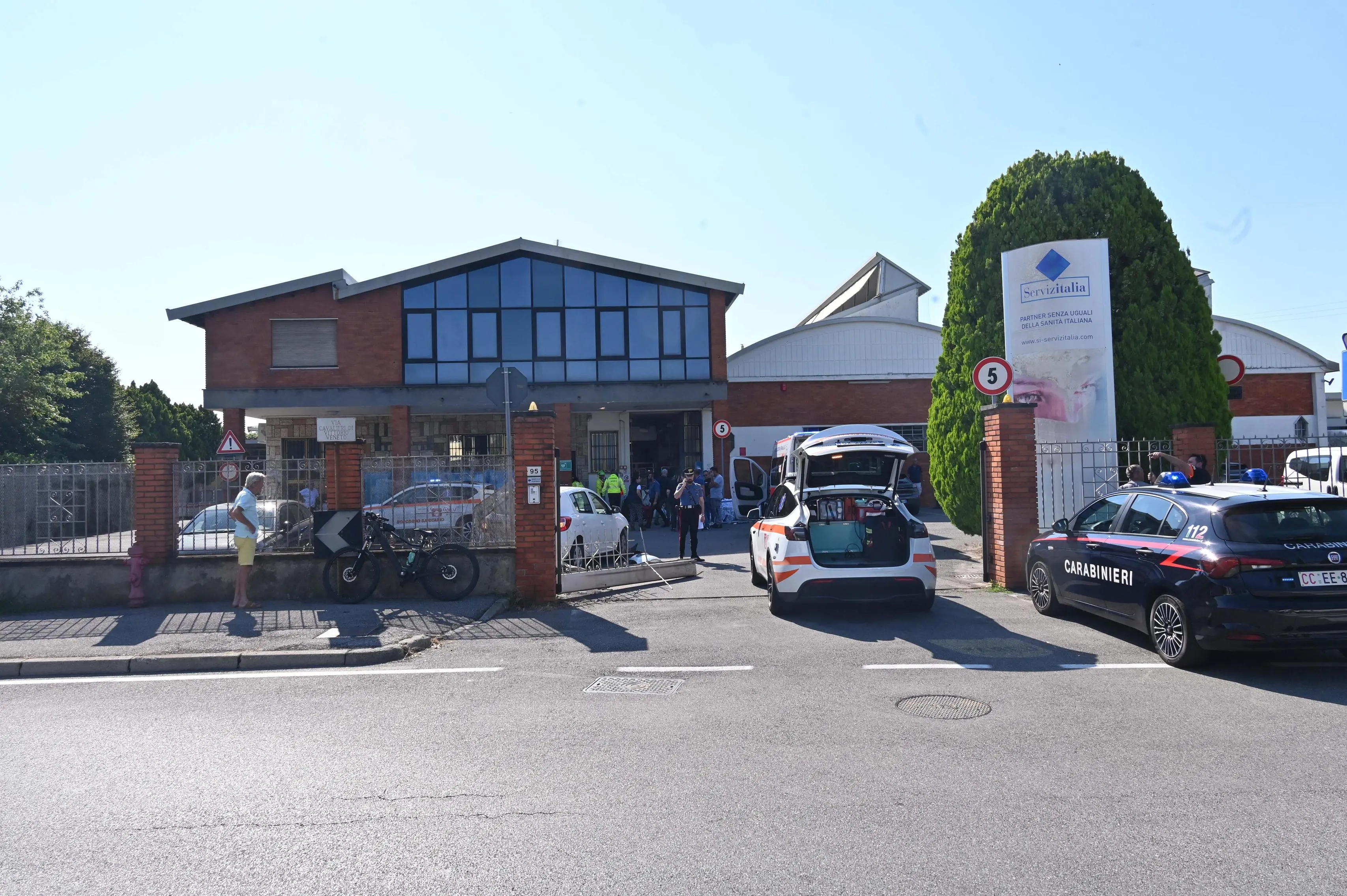 I soccorritori alla Servizi Italia di Travagliato