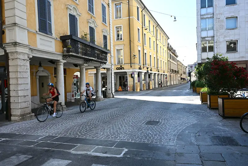 Conclusi i lavori per la nuova pavimentazione a Brescia