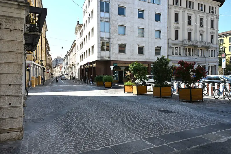 Conclusi i lavori per la nuova pavimentazione a Brescia