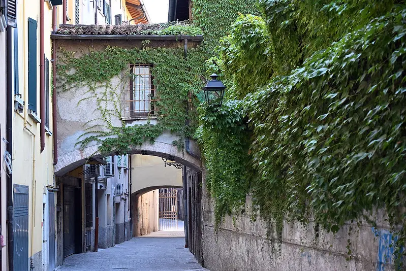 Conclusi i lavori per la nuova pavimentazione a Brescia
