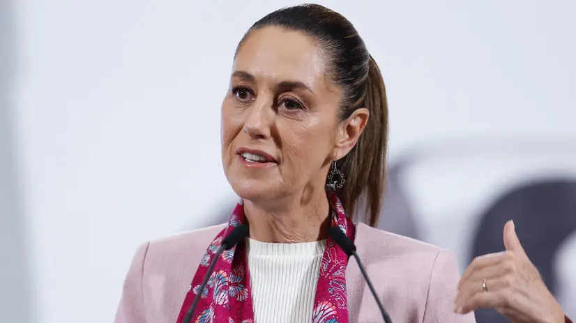 epa12288752 Mexico's President Claudia Sheinbaum speaks during her daily press conference at the National Palace in Mexico City, Mexico, 07 August 2025. EPA/SASHENKA GUTIERREZ
