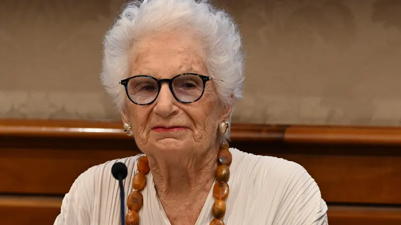 La senatrice a vita, Liliana Segre, nel corso della conferenza stampa per la Giornata internazionale per il contrasto ai discorsi d'odio, nella Sala Nassiriya del Senato, Roma 18 giugno 2025. ANSA/MAURIZIO BRAMBATTI