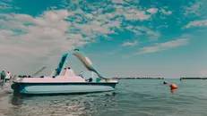 Un pedalò sulla riviera Adriatica