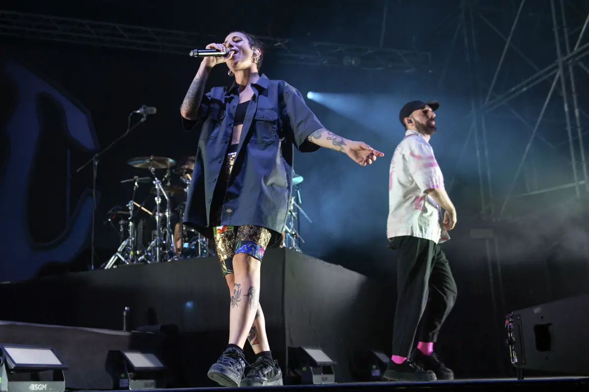 I Coma Cose alla Festa di Radio Onda D'urto