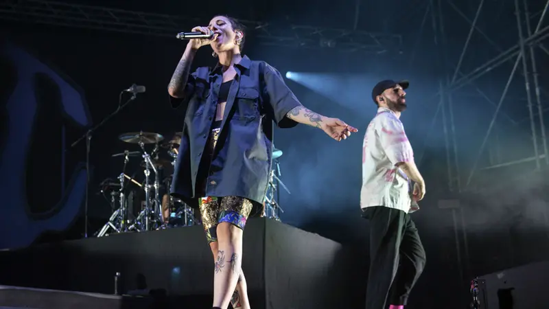 I Coma Cose alla Festa di Radio Onda D'urto