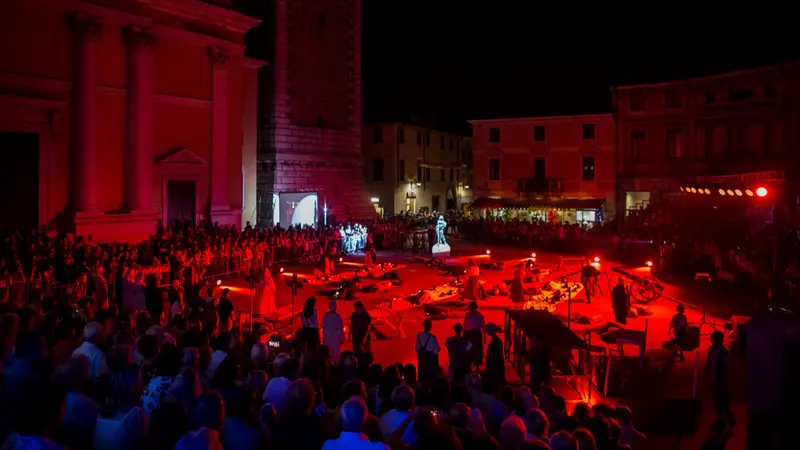 Un'immagine del Palio delle Quadre - © www.giornaledibrescia.it