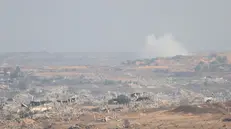 epa12294744 Destroyed buildings inside Gaza, as seen from the Israeli side, near the border with Gaza Strip, in southern Israel, 12 August 2025. Over 61,400 Palestinians have been killed in the Gaza Strip since October 2023, according to the Palestinian Ministry of Health, and about 1,200 Israelis have been killed since the launch of an Israeli military campaign in response to a cross-border attack by Hamas on 07 October 2023 EPA/ABIR SULTAN