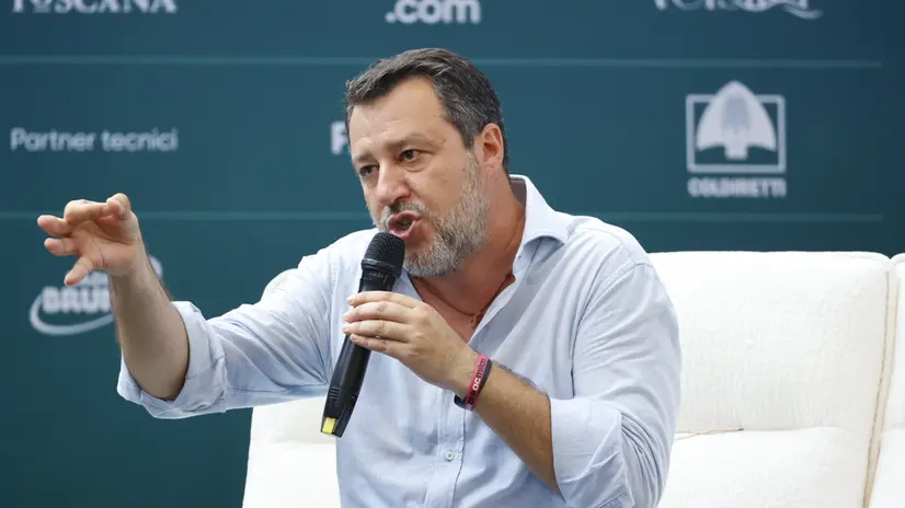 MARINA DI PIETRASANTA (LU), 11 AGOSTO 2025 – Il vicepremier e ministro delle Infrastrutture e dei Trasporti Matteo Salvini durante l'incontro 'Infrastrutture, mobilità, futuro' allo Spazio Caffè de La Versiliana, condotto dal direttore de il Giornale Ales