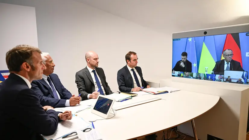 epa12298027 (L-R) French President Emmanuel Macron, Antonio Costa, President of the European Council, French Minister for Europe and Foreign Affairs Jean-Noel Barrot, and France's Minister of Armed Forces Sebastien Lecornu attend a video conference with Ukraine's President Volodymyr Zelensky and German Chancellor Friedrich Merz to discuss the ongoing war in Ukraine, at Fort de Bregancon in Bormes-les-Mimosas, France, 13 August 2025. EPA/PHILIPPE MAGONI / POOL