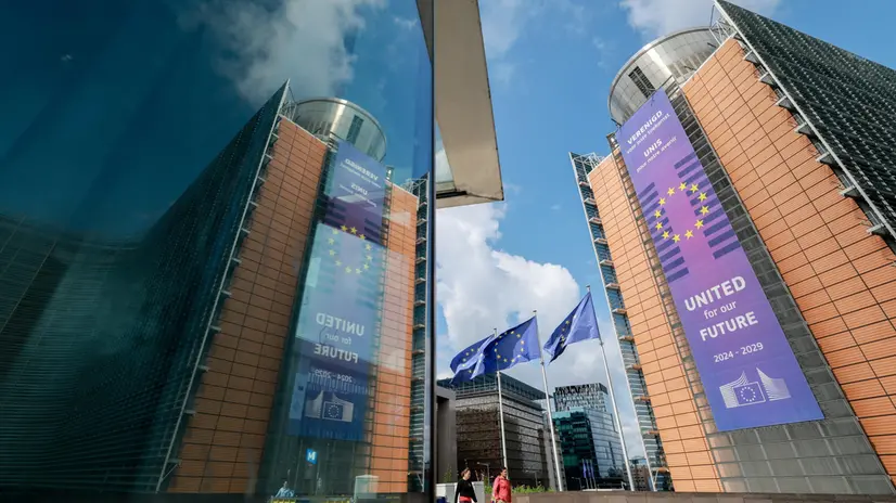 epa12276807 European commission headquarters in Brussels, Belgium, 01 August 2025. U.S. President Donald Trump signed an executive order imposing tariffs of 15 percent on most EU goods and up to 41 percent to other countries. The tariffs take effect on 07 August 2025, a one-week delay to allow more time for negotiations. EPA/OLIVIER HOSLET