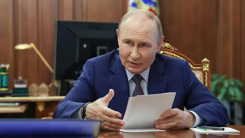 epa12295712 Russian President Vladimir Putin chairs a meeting on economic issues at the Kremlin, in Moscow, Russia, 12 August 2025. EPA/VYACHESLAV PROKOFYEV / SPUTNIK / KREMLIN POOL MANDATORY CREDIT