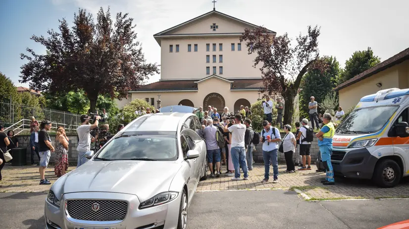 Funerale di Cecilia Diterlizzi nella chiesa di San Barnaba al Gratosoglio, Milano 14 Agosto 2025 ANSA/MATTEO CORNER