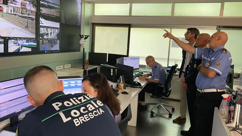 Al Comando della Locale e alla centrale operativa di Metro Brescia