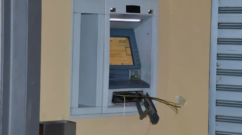 Lo sportello al bancomat di Orzivecchi