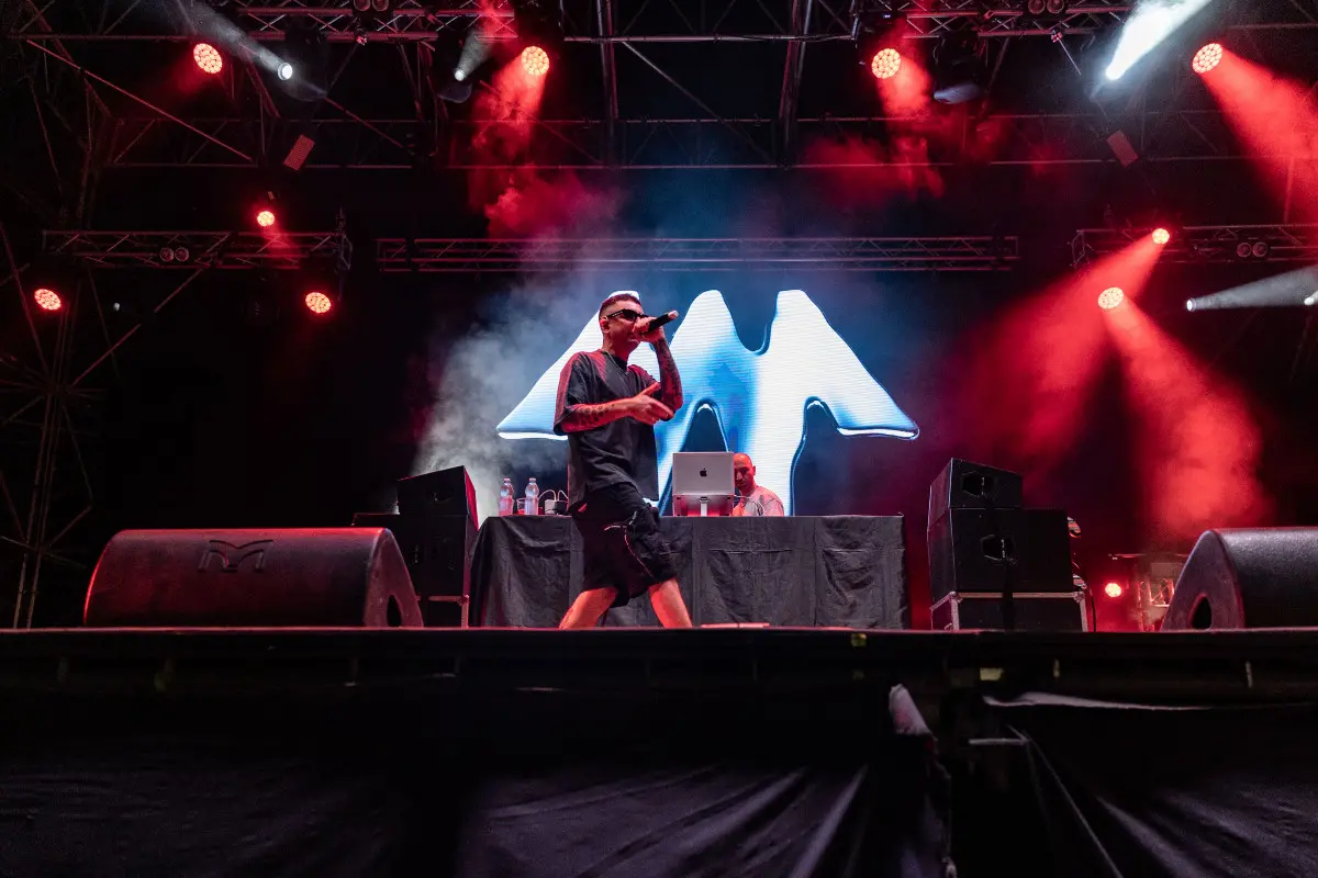 Nitro e MadMan sul palco di Festa Radio Onda d'Urto