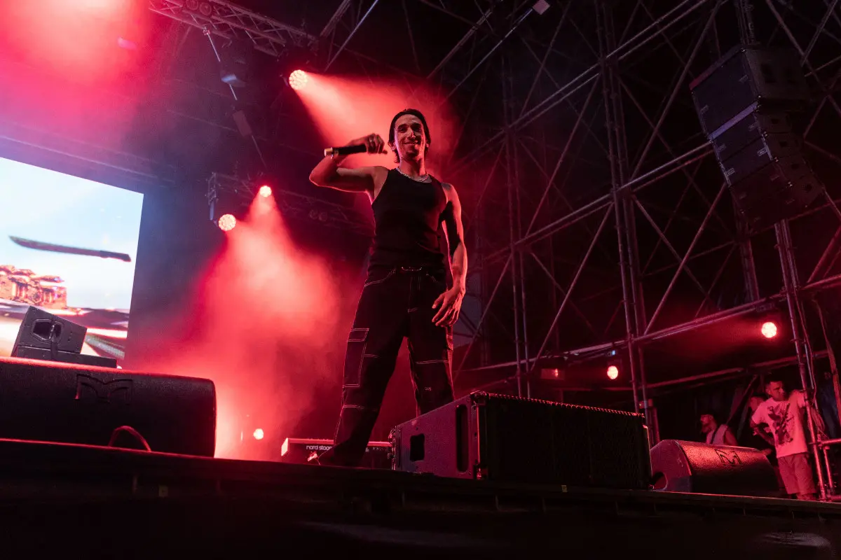 Nitro e MadMan sul palco di Festa Radio Onda d'Urto