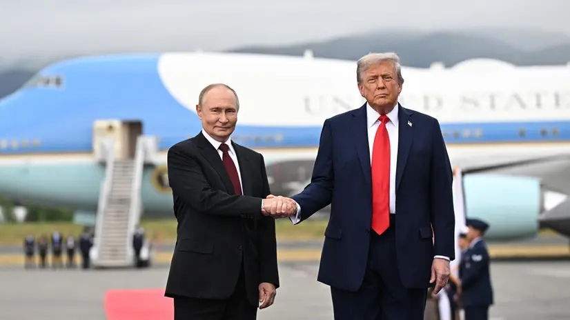 Vladimir Putin e Donald Trump in Alaska - © www.giornaledibrescia.it
