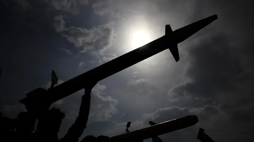 epa12302921 Houthi supporters display mockup rockets during an anti-Israel protest, in Sana'a, Yemen, 15 August 2025. Thousands of Houthis protested in Sana'a in support of the Palestinian people and against Israel for continuing the military campaign in the Gaza Strip. EPA/YAHYA ARHAB