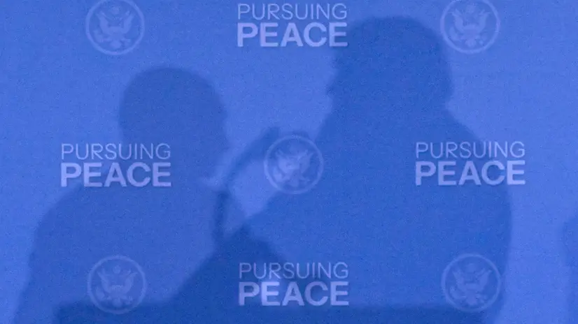 Le ombre di Trump e Putin - Foto Ansa © www.giornaledibrescia.it