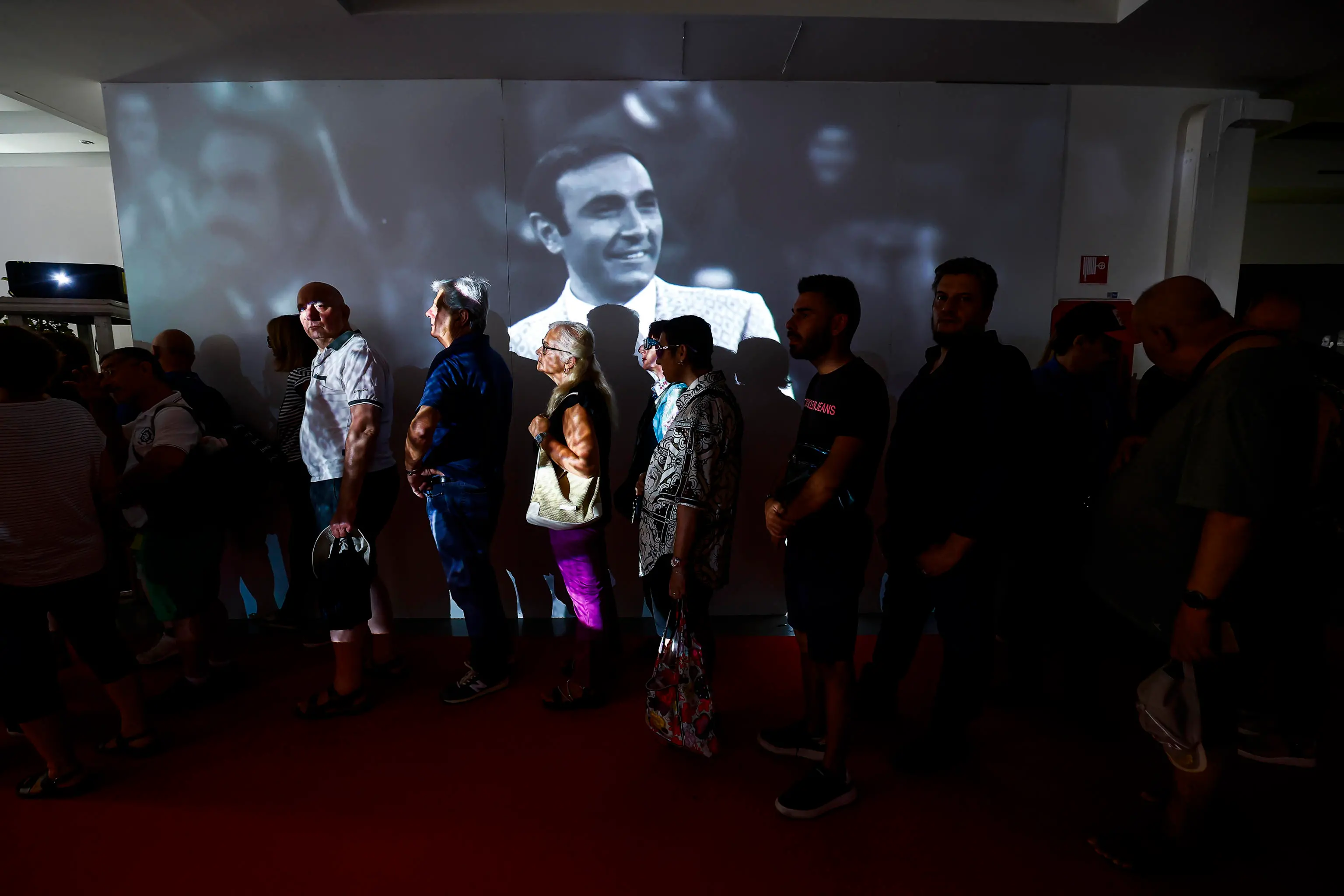 Addio a Pippo Baudo, la camera ardente al Teatro Vittorie
