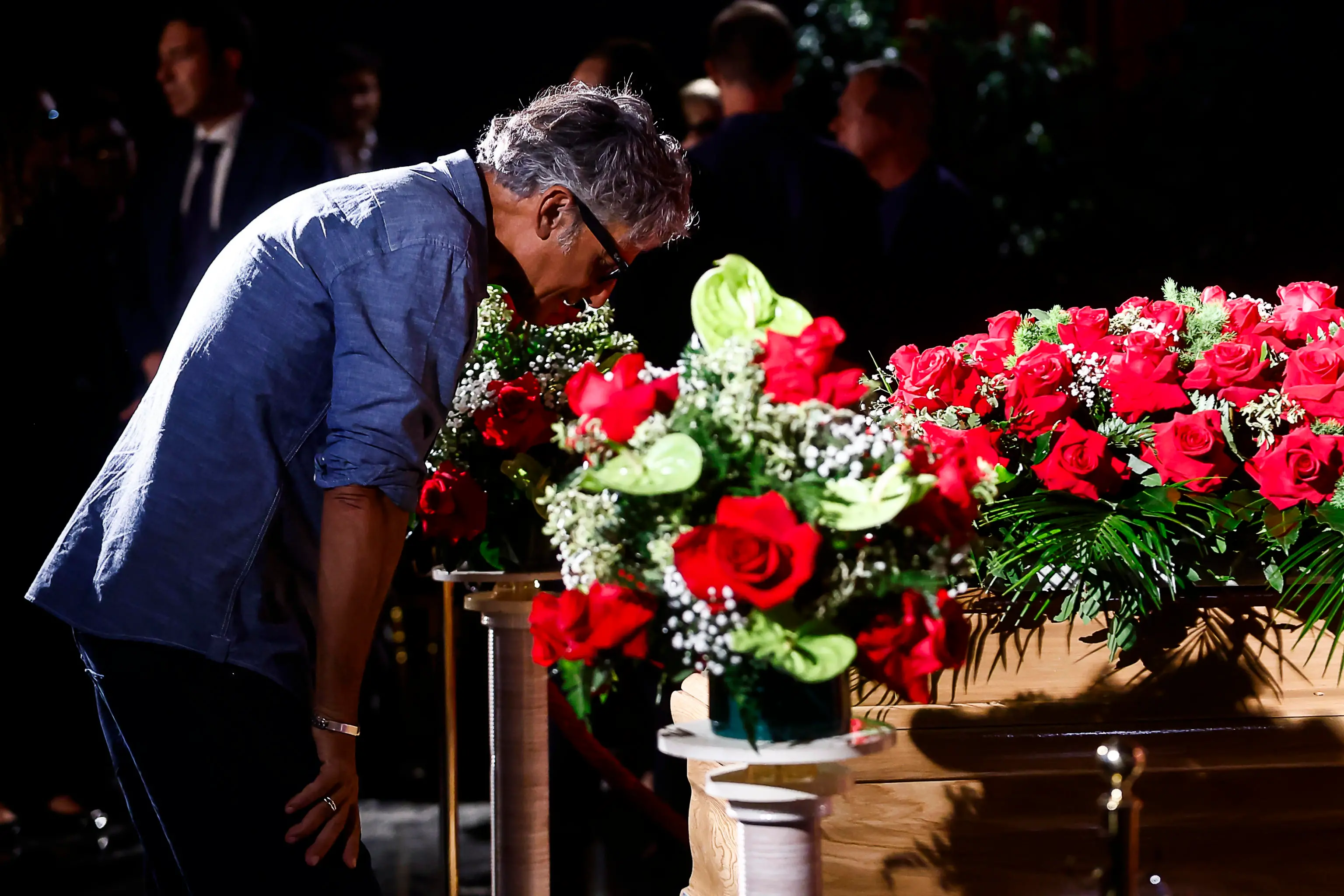 Addio a Pippo Baudo, la camera ardente al Teatro Vittorie