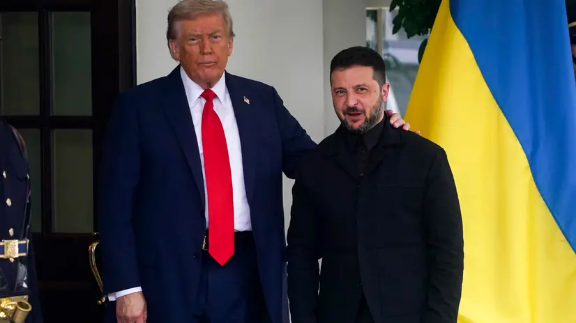 epaselect epa12308480 US President Donald Trump greets Ukraine's President Volodymyr Zelensky at the White House, Washington, DC, USA, 18 August 2025. President Trump is meeting with European leaders and President Zelensky to discuss the conflict between Ukraine and Russia. EPA/WILL OLIVER