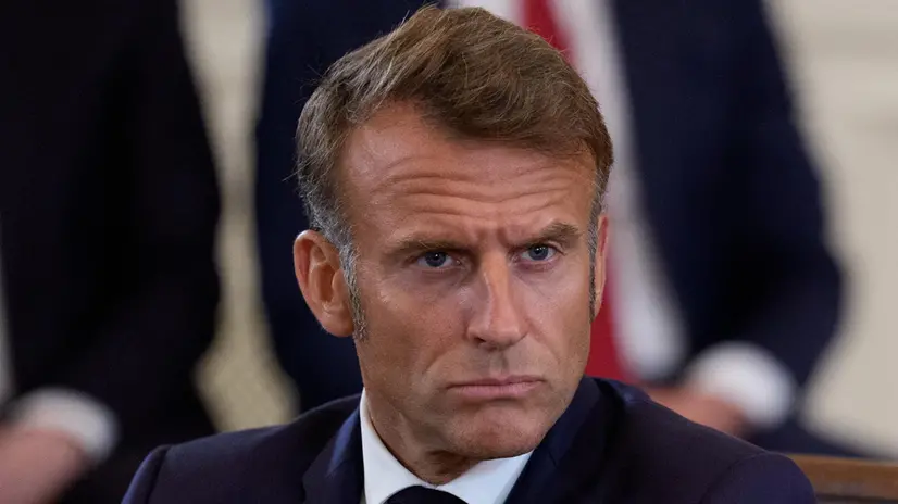 epa12308976 President Emmanuel Macron of France participates in a Multilateral Meeting with European Leaders in the East Room of the White House in Washington, DC, USA, 18 August 2025. European Leaders are at the White House in support of President Zelenskyy following President Trump’s meeting with President Vladimir Putin of Russia in Anchorage, Alaska, USA, on August 15, 2025. EPA/AARON SCHWARTZ / POOL