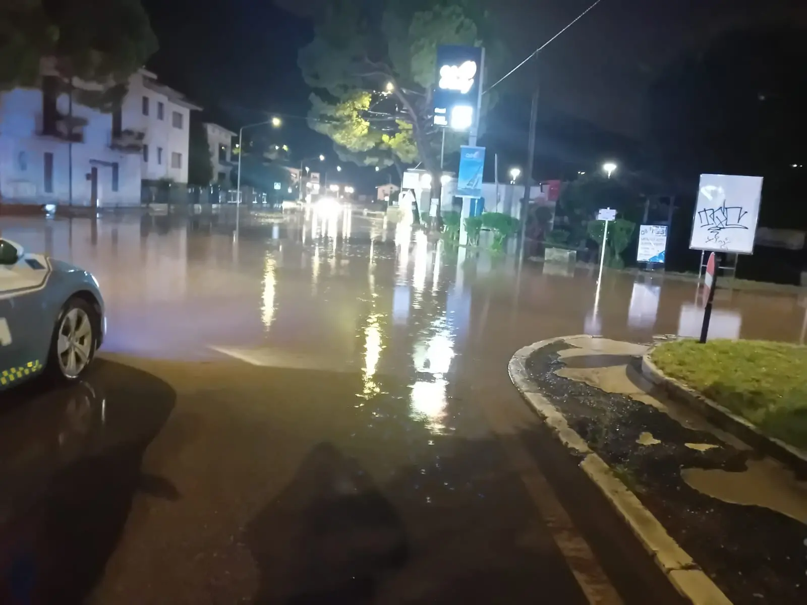 Maltempo, allagata via Roma a Iseo