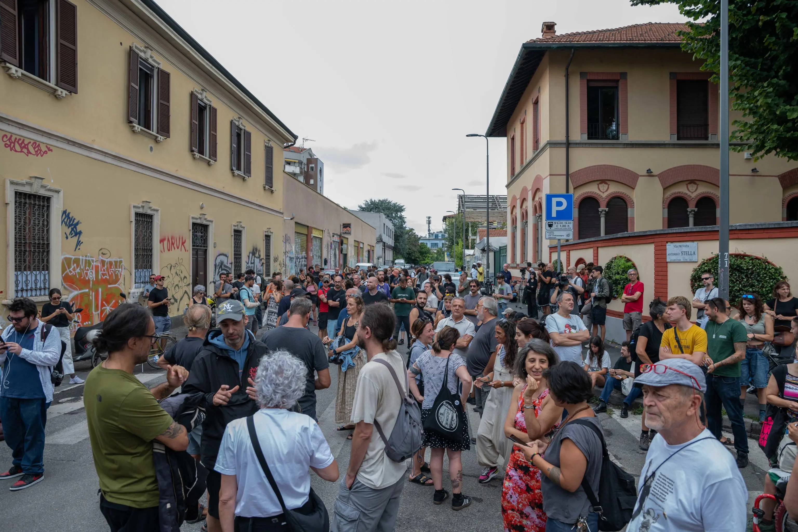 Leoncavallo, le immagini dello sgombero