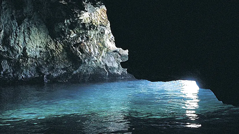 Capri: la Grotta Azzurra Foto assessorato al Turismo regione Campania