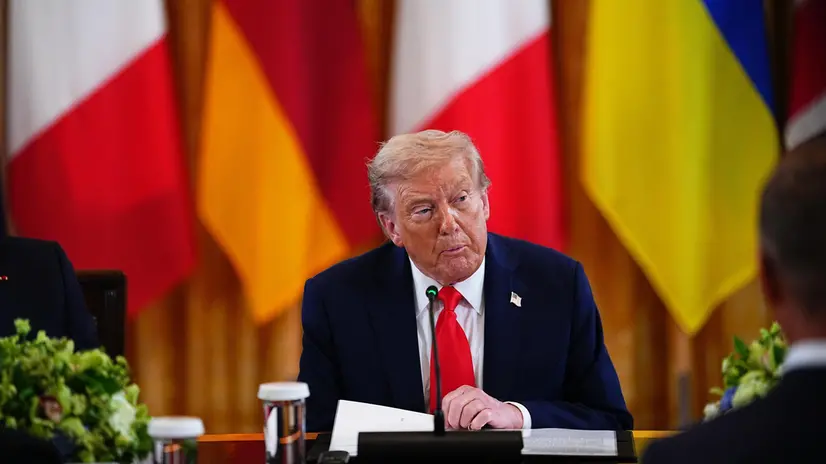 epa12308655 United States President Donald J Trump makes remarks as he participates in a Multilateral Meeting with European Leaders in the East Room of the White House in Washington, DC, USA, 18 August 2025. European Leaders are at the White House in support of President Zelenskyy following President Trump’s meeting with President Vladimir Putin of Russia in Anchorage, Alaska, USA, on August 15, 2025. EPA/AARON SCHWARTZ / POOL