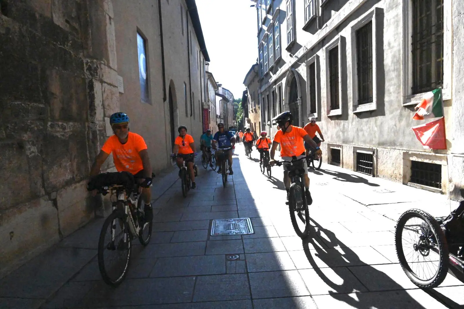 InsuperAbile 2025, la partenza dalla chiesa di Santa Giulia
